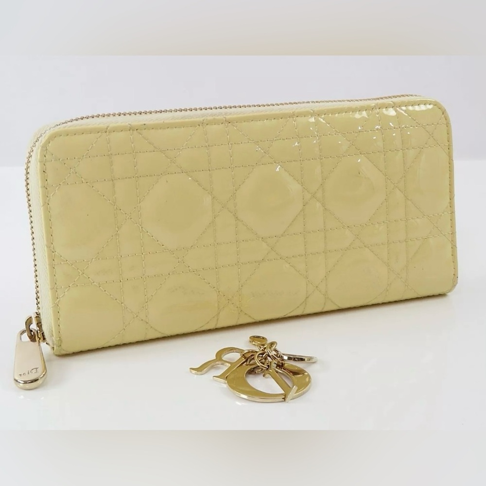 💛CHRISTIAN DIOR Lady Dior Ivory Quilted Long Wallet💛